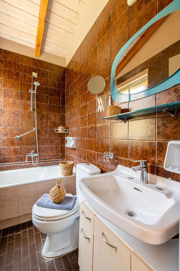 Anna's Sea House Near To A Sandy Beach! Holiday home Kato Daratso