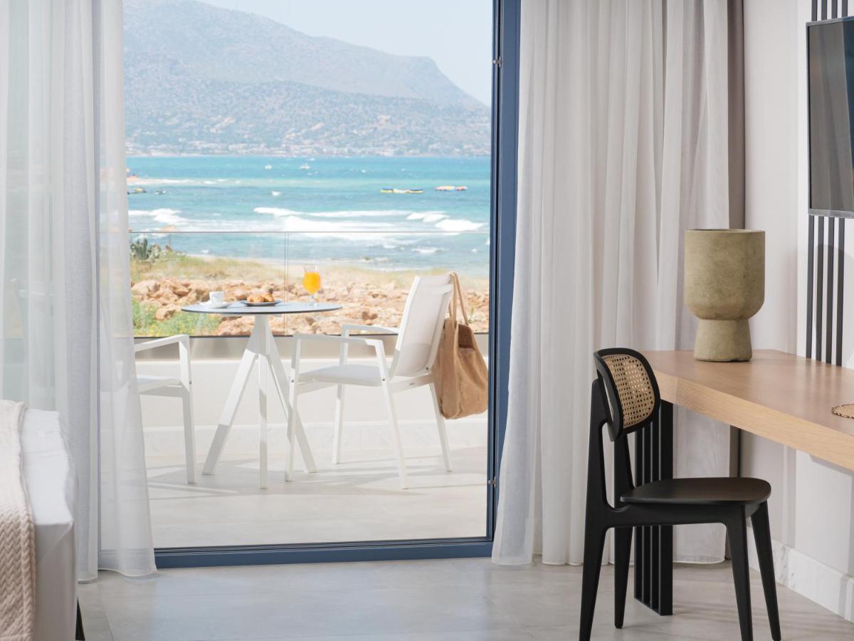 Pyrgos Blue Aparthotel