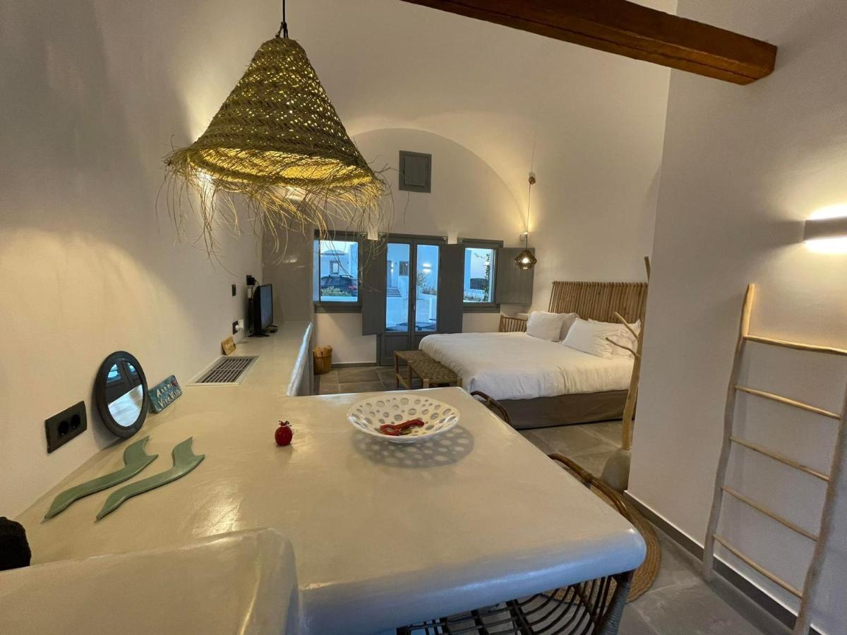 Anemi Vine Villa Foinikia (Santorini)