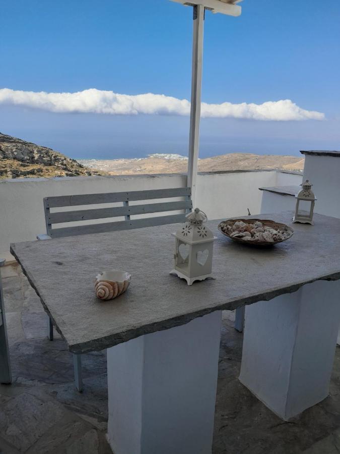 Anna Triandaros (Tinos)