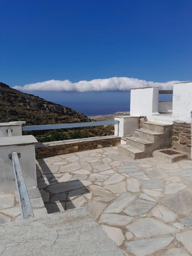 Anna * Triandaros (Tinos)