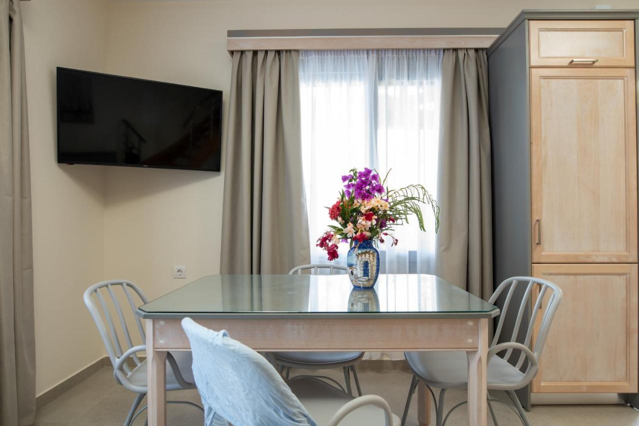 Apartment Studios Limnionas Marathokampos