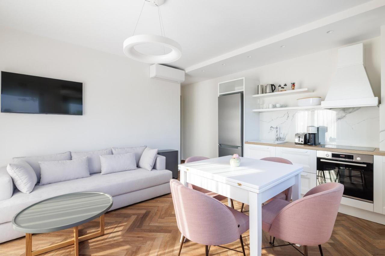 Apartment Helia Seasons