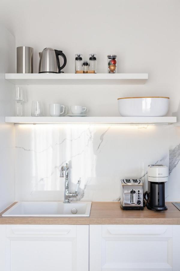 Helia Seasons Apartment *