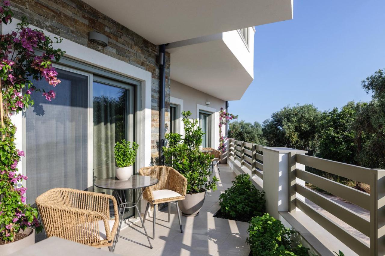 Helia Seasons Apartment Astris