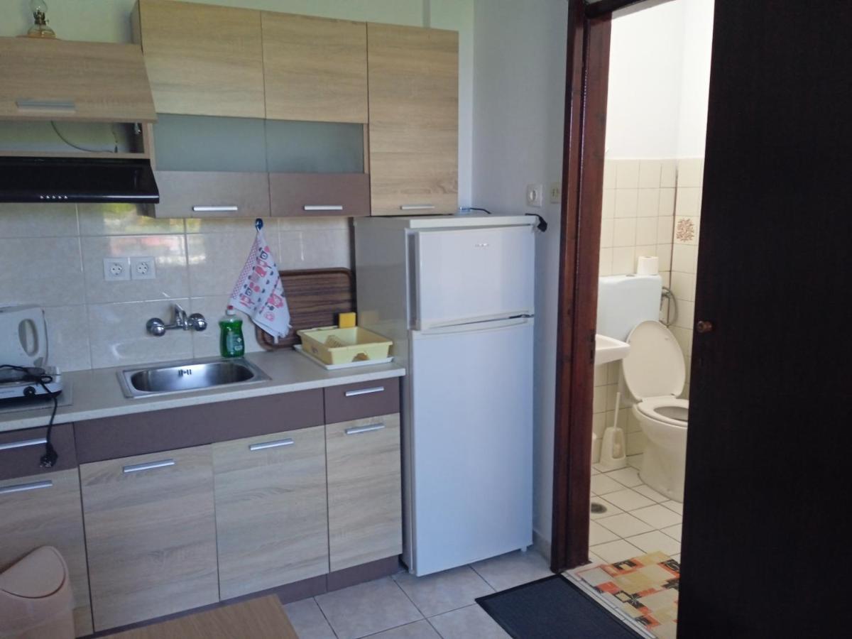 Filoxenia Apartment *