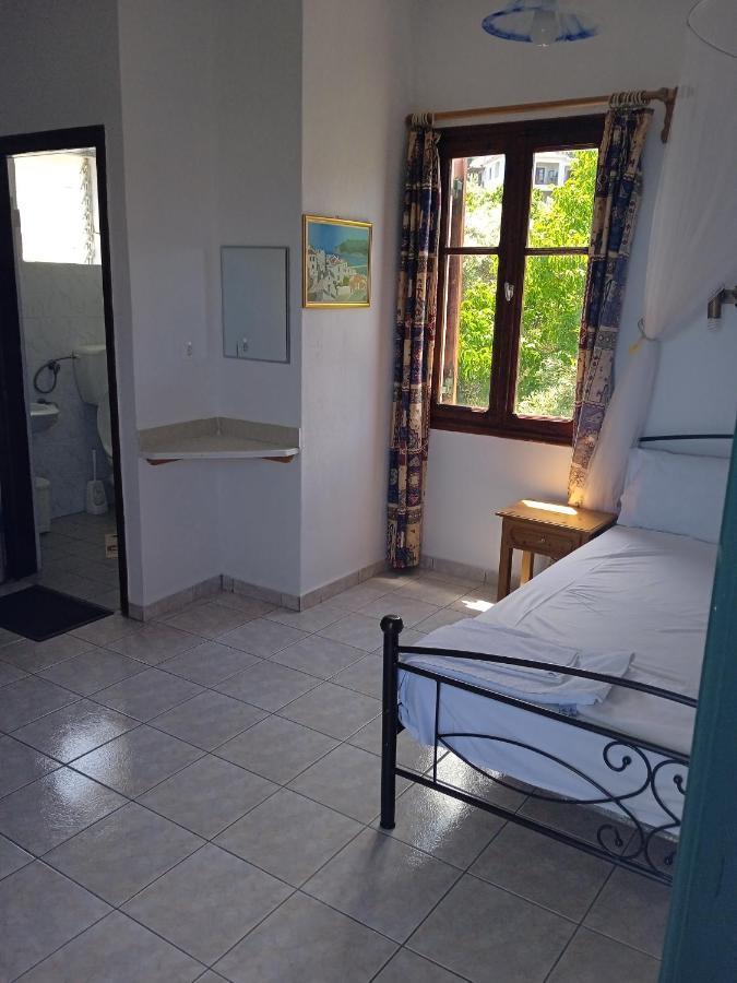 Filoxenia Apartment *