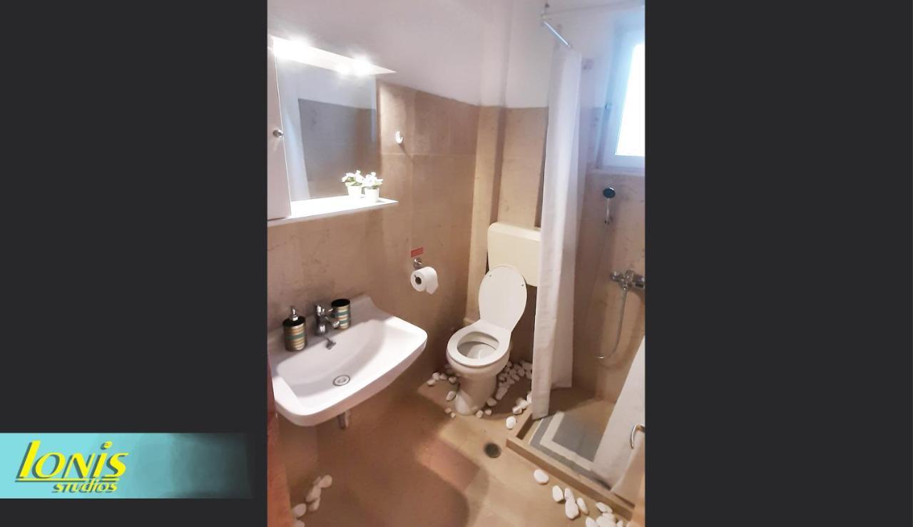 Ionis Apartment