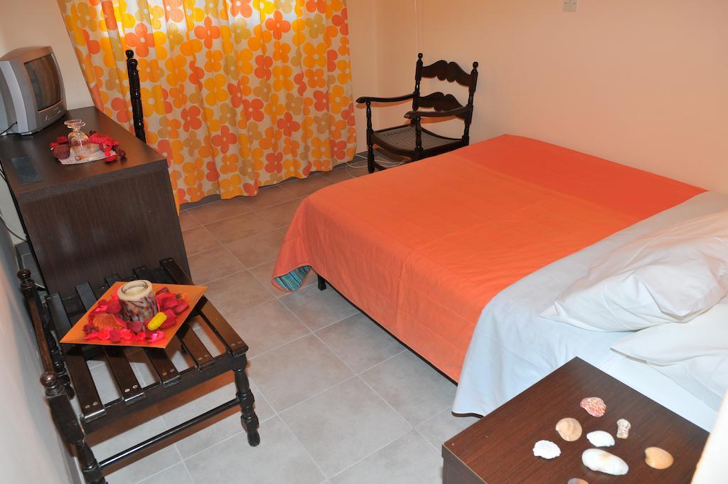 Ephi Hotel 2*
