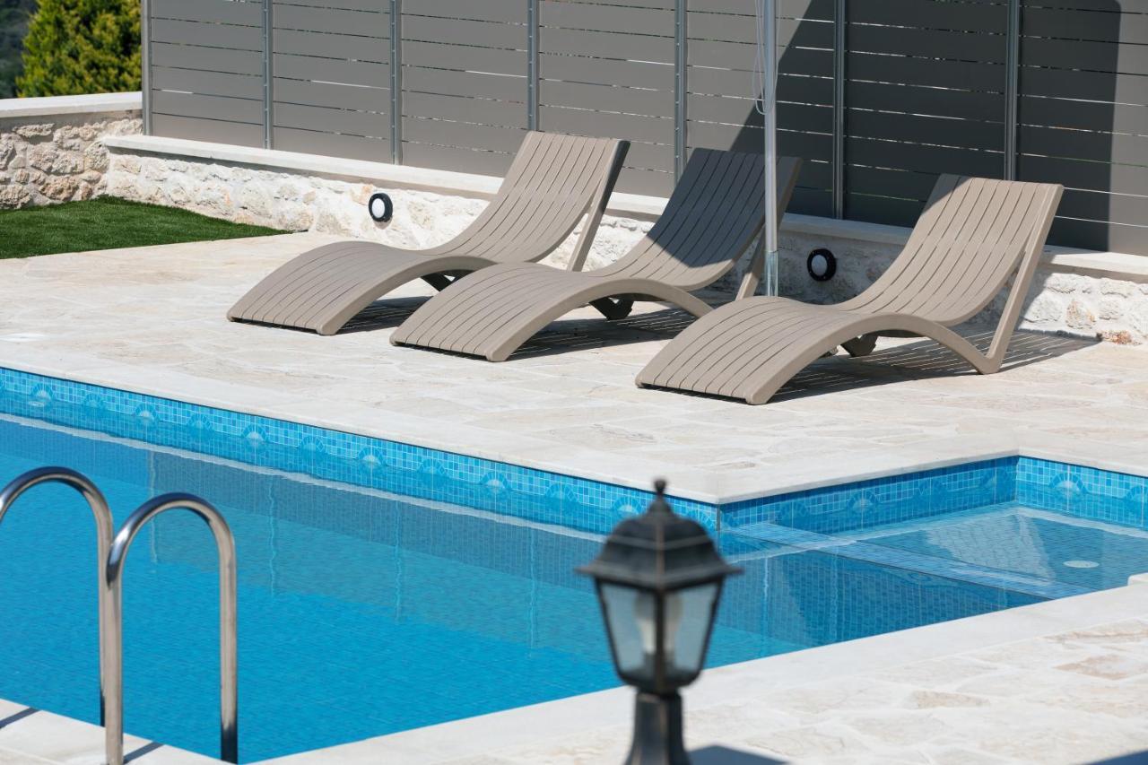 Karma House Apartment Tria Monastiria