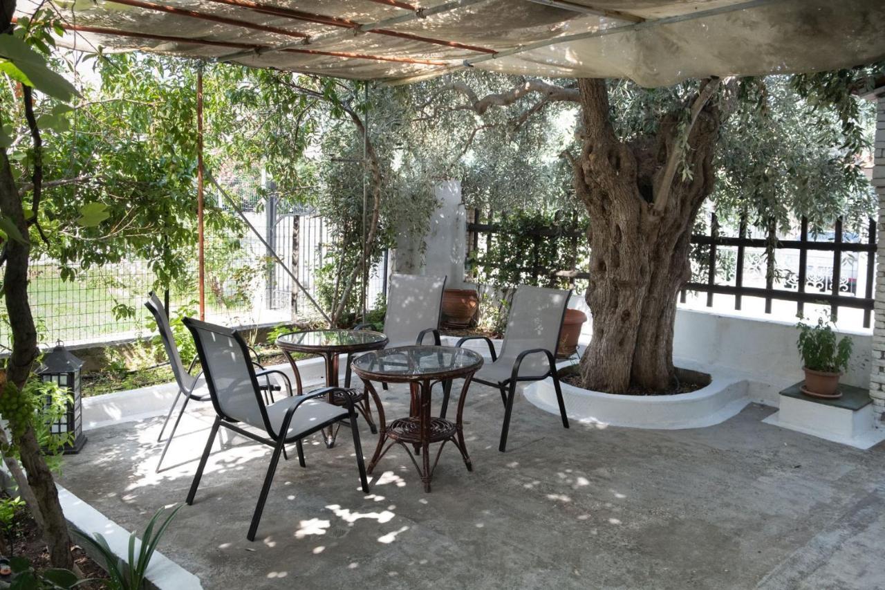 Our Parent's House. Family House For Rent Holiday home *