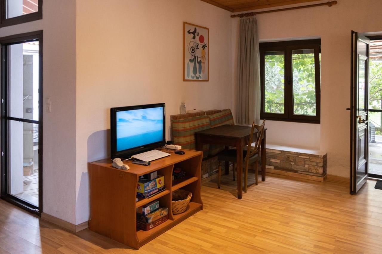 Our Parent's House. Family House For Rent * Skala Kallirakhis