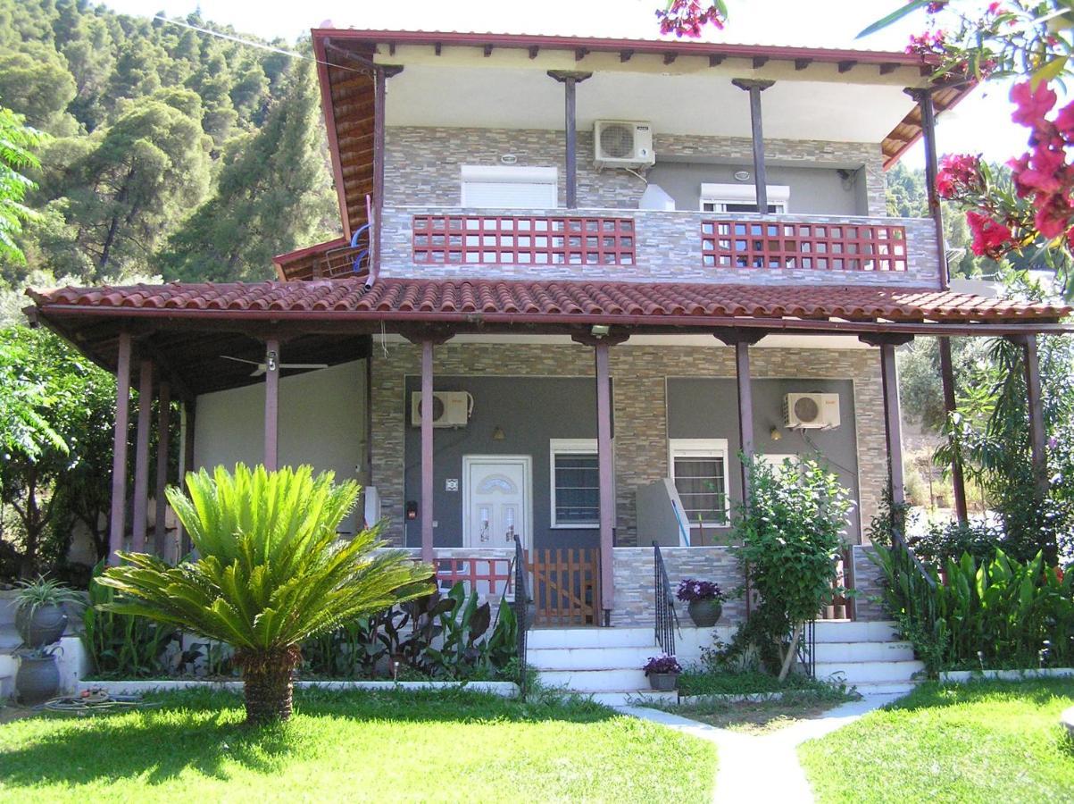 Dallas Apartment Vourvourou
