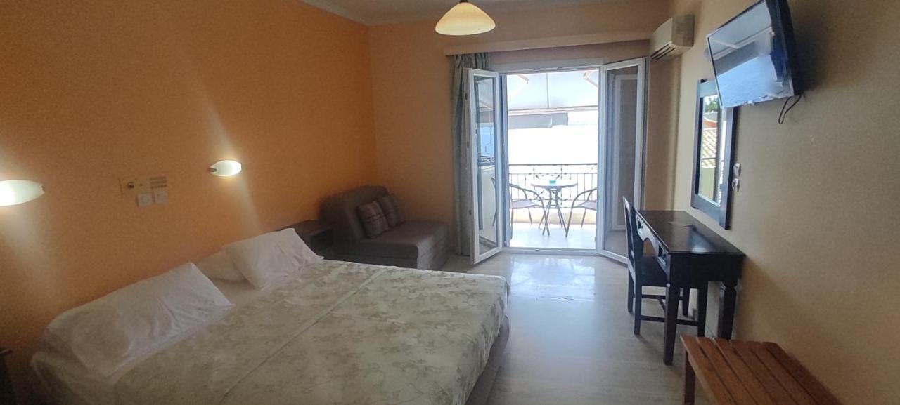 Logan's Aparthotel Nydri (Lefkada)