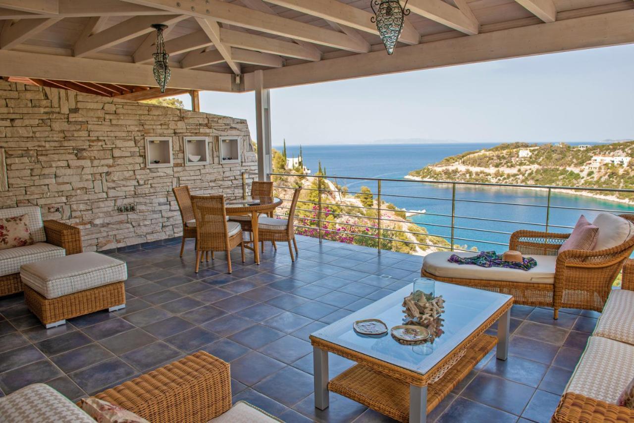Oasis Holiday home Pefkali