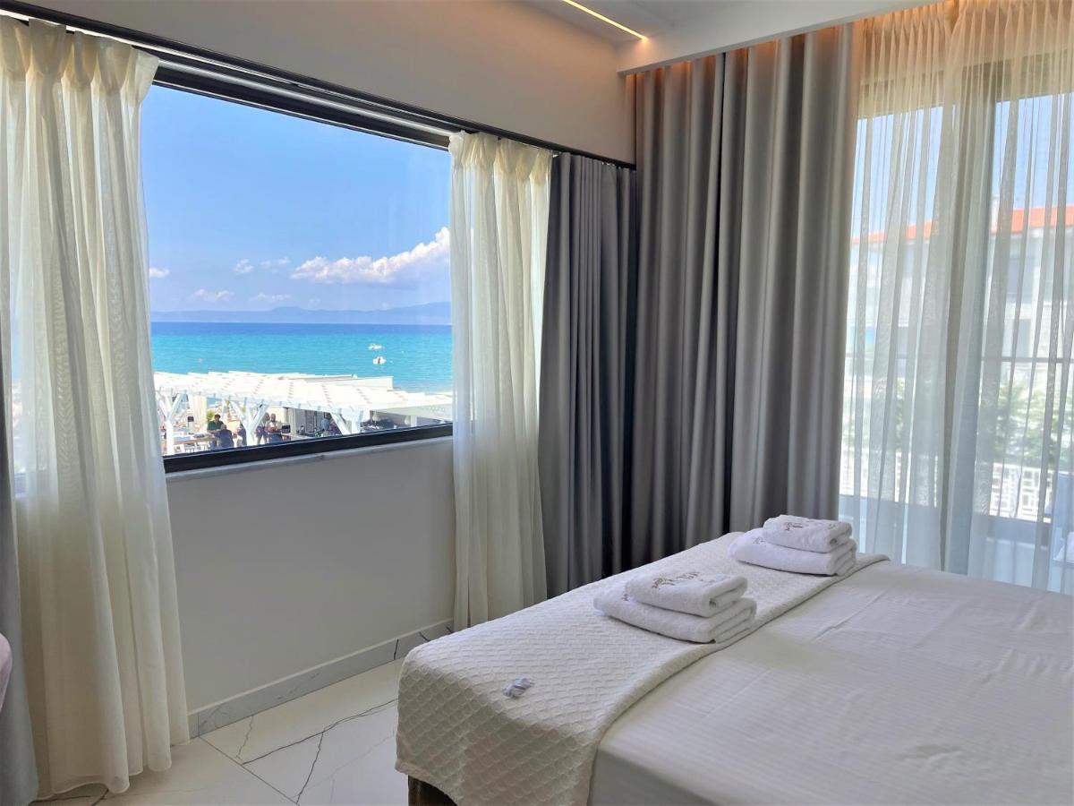Laguna By Diomedes Group 2*
