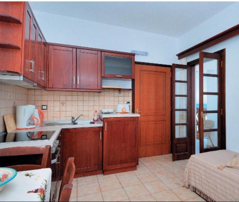 Achinos And Maisonettes Apartment