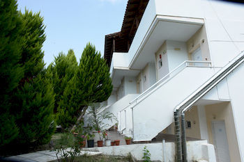 Haris By Diomedes Group Hotel