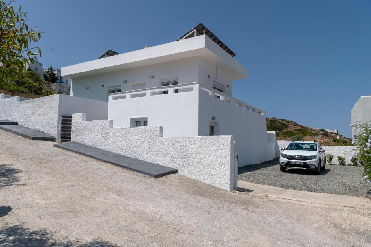 Cactus Guesthouse, συρος * Kini