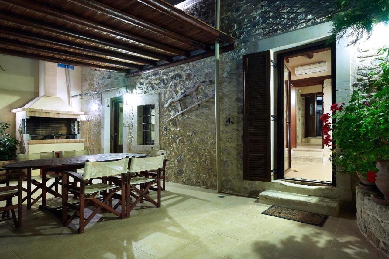 Agrielia Villa *