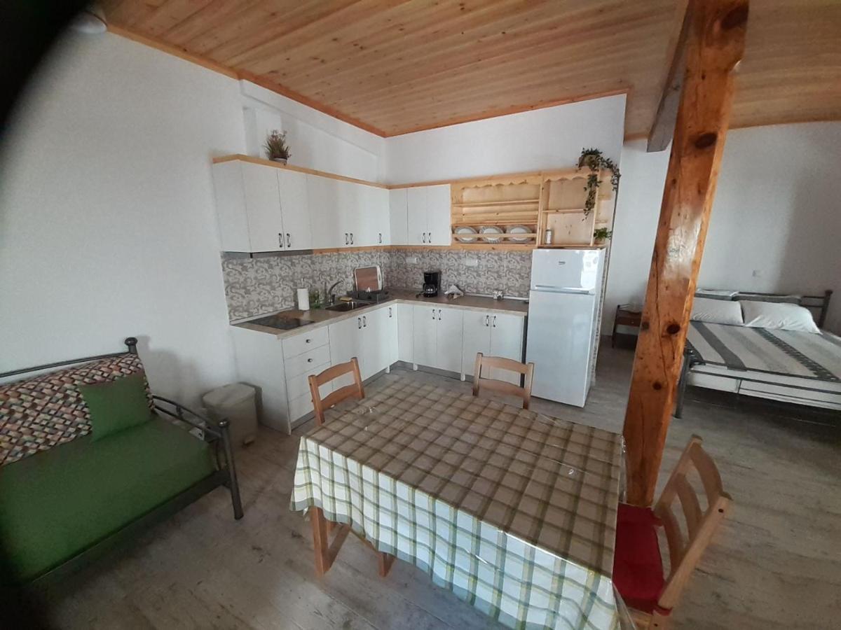 Mama's Home, Kallirachi Village Apartment