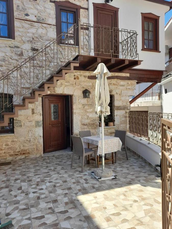 Mama's Home, Kallirachi Village Apartment