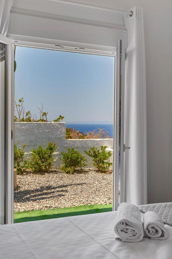 Cactus Guesthouse, συρος Kini