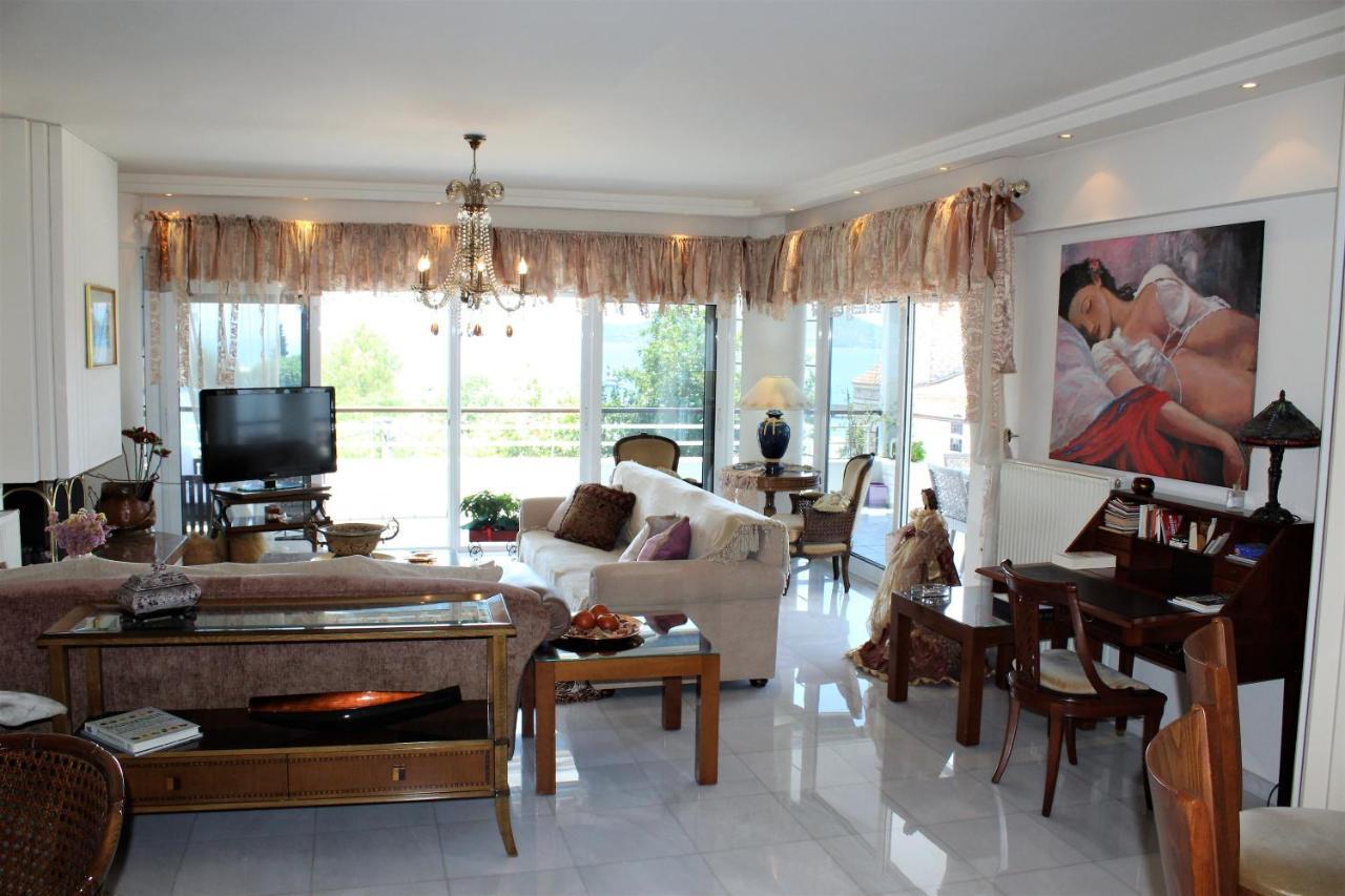 Luxury Sea View Apartment *