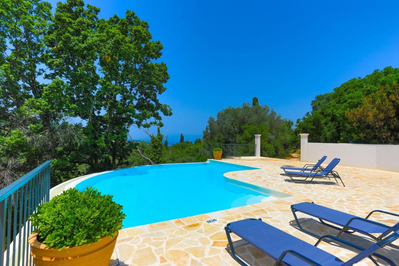 Villa Brand New Loki With Large Infinity Pool Wifi And Sea Views