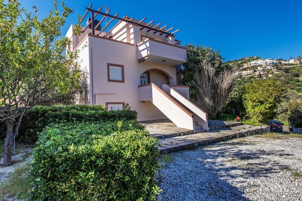 Olive Garden Villa Exopoli