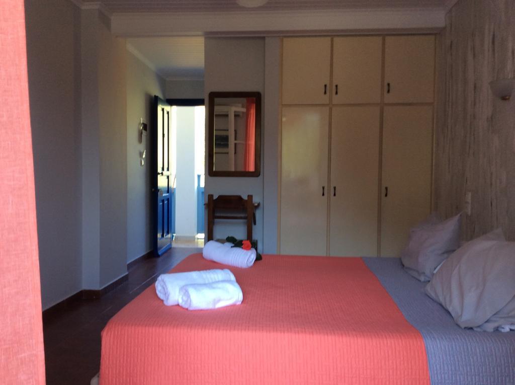 Milos Aparthotel 2*