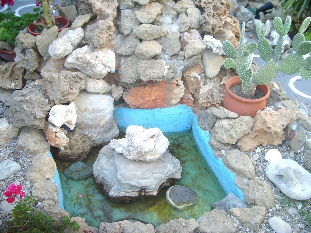 Skyros Panorama Studios 2*