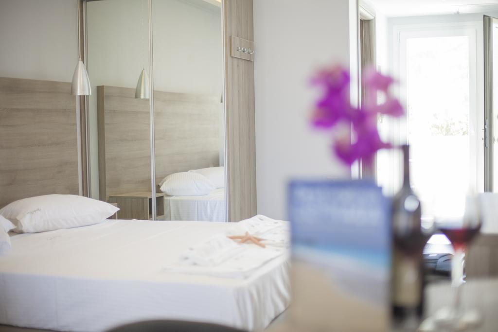 Aggelos & Deluxe Aparthotel Nydri (Lefkada)