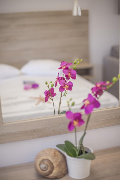 Aparthotel Aggelos & Deluxe 2*