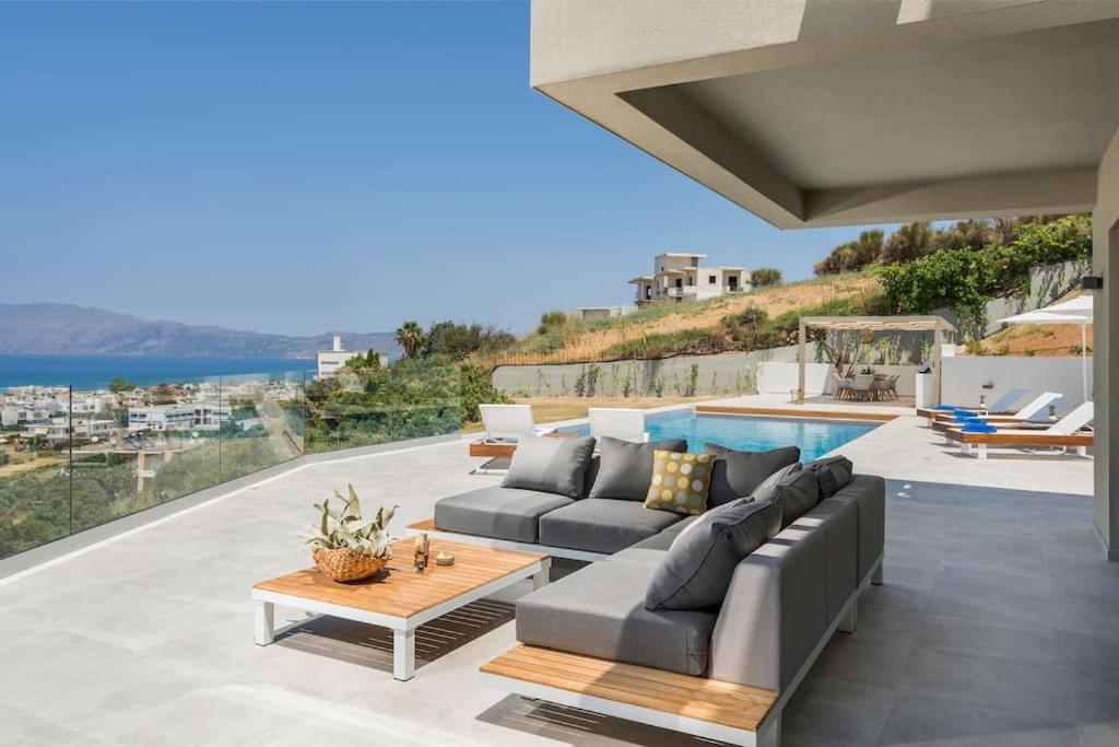 Thea, Stunning View, Pool, Bbq, Brand New. * Kissamos
