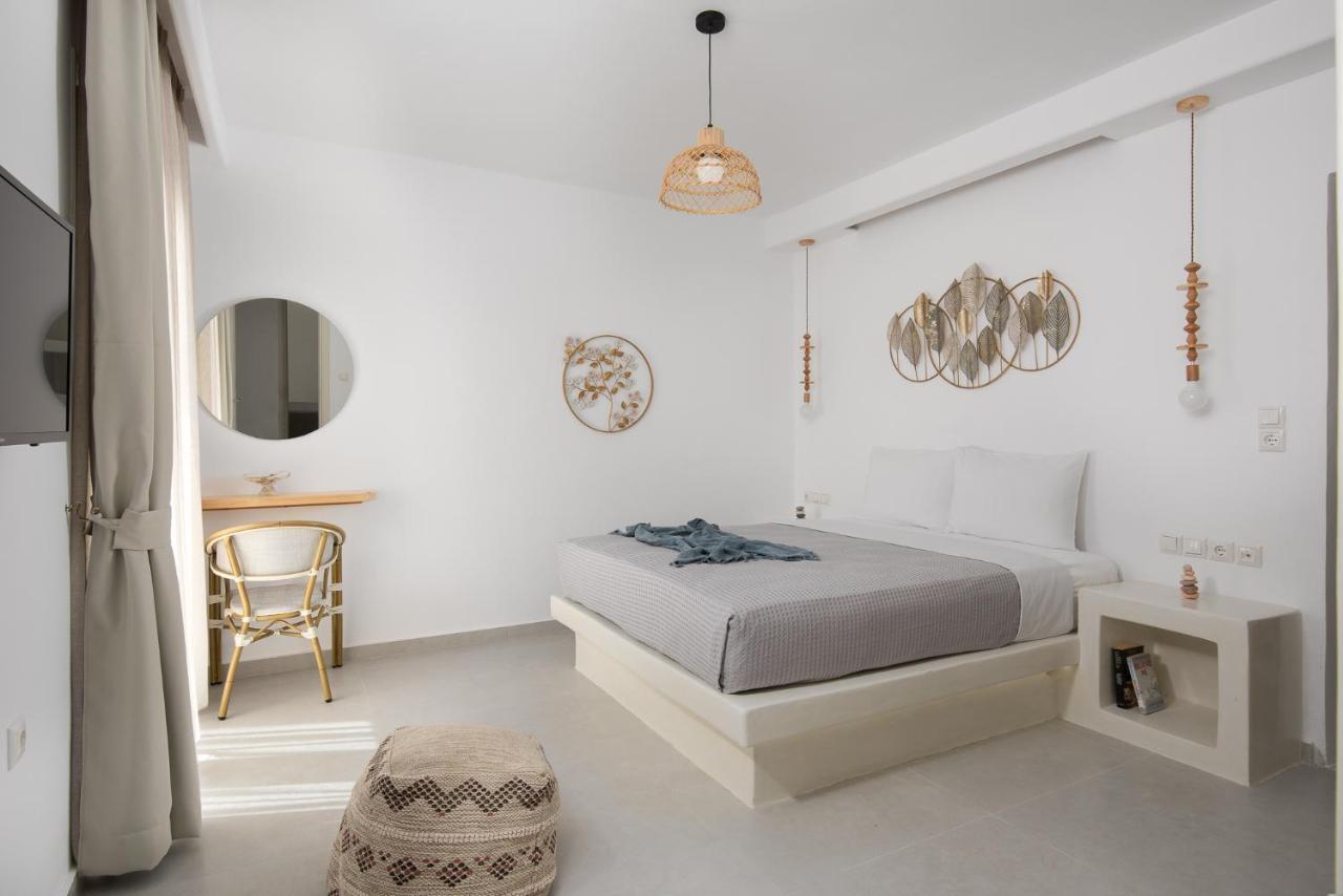 Naxos Skyline Deluxe Agkidia