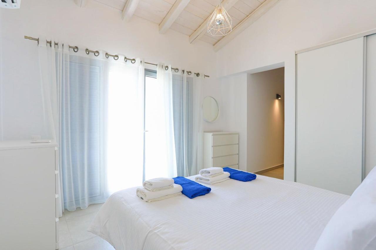 Villa Brand New Loki With Large Infinity Pool Wifi And Sea Views Agnitsini
