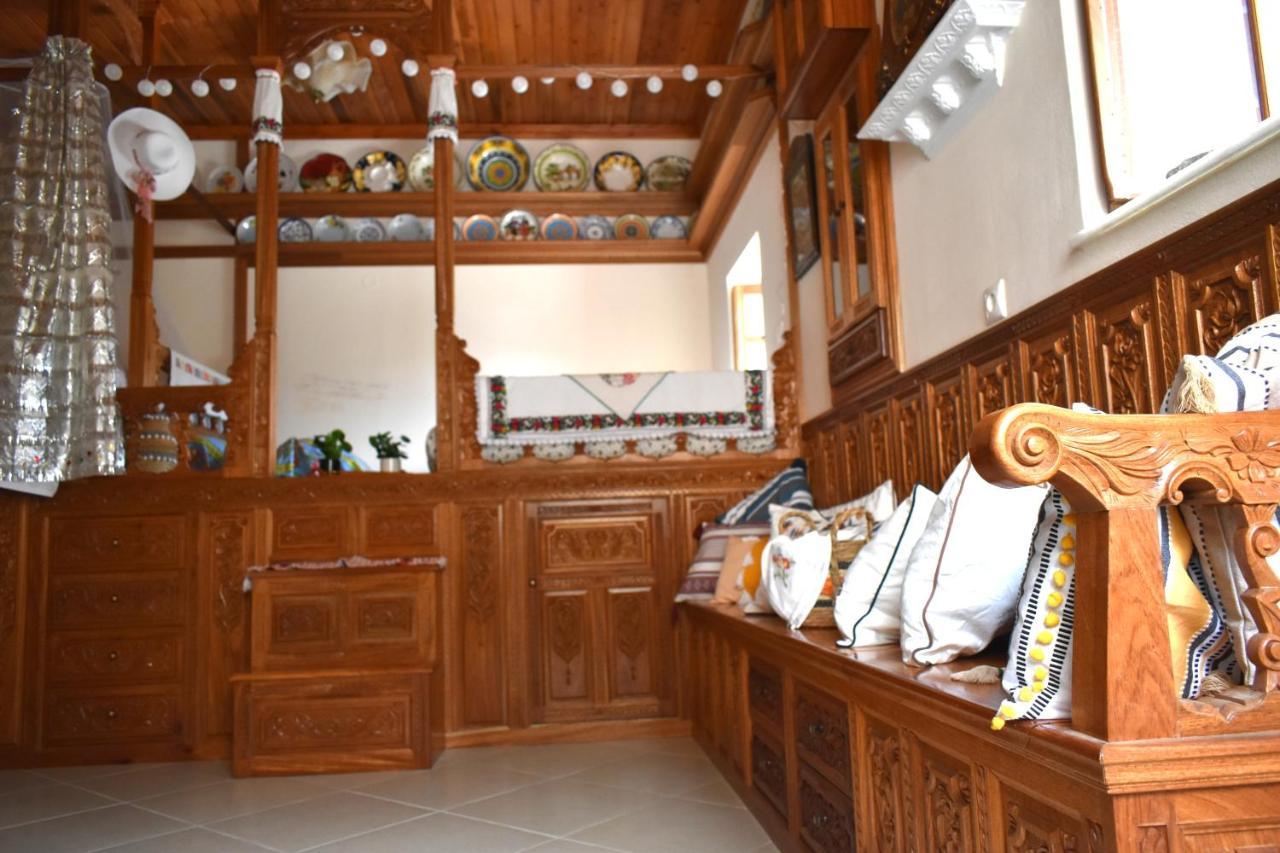 Mesa Kastro *