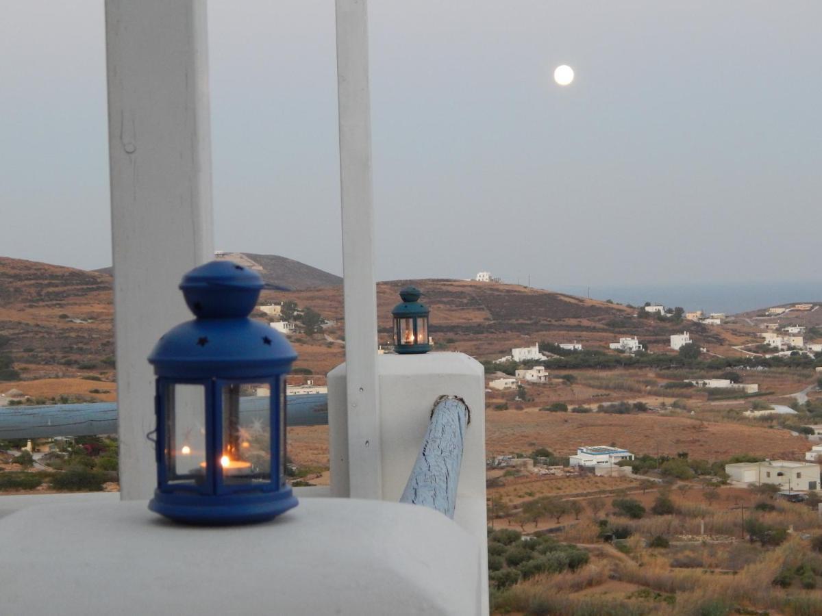ατελιου Vari (Syros)