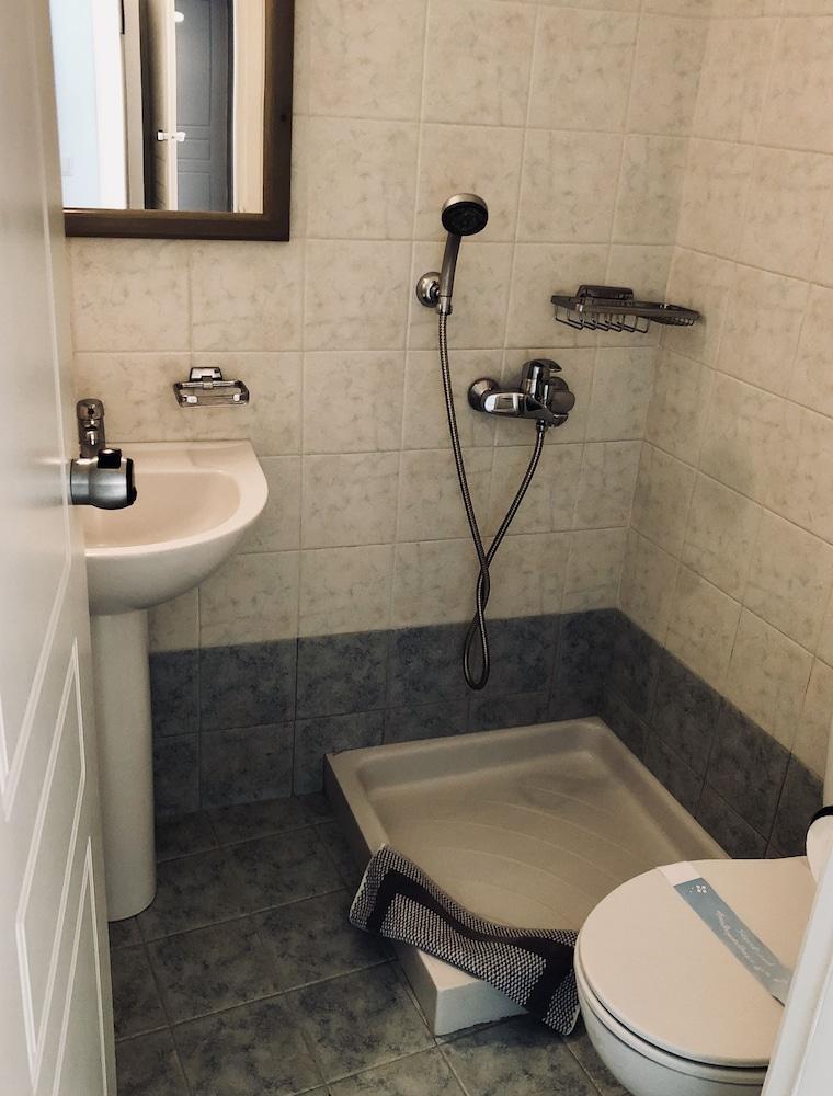 Aparthotel Iris 3*