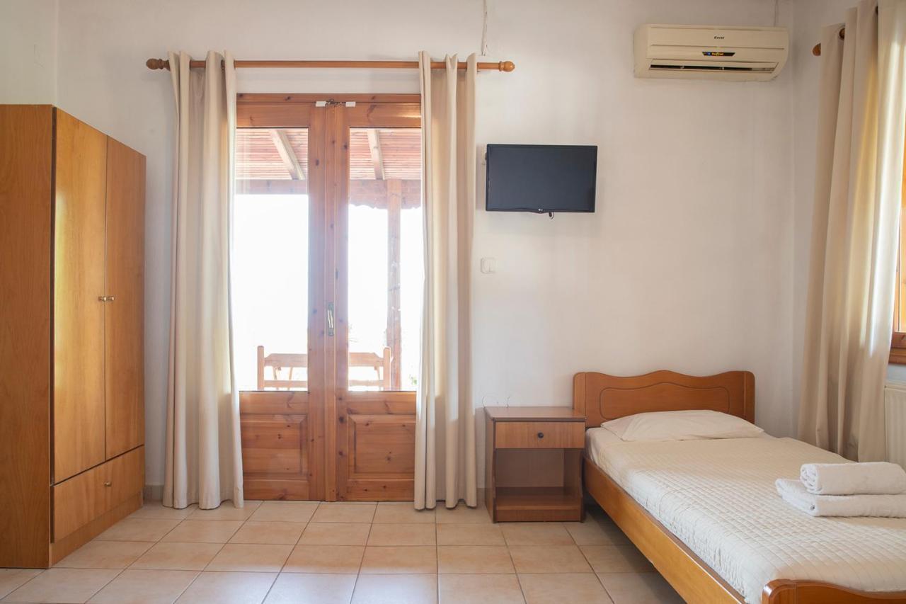 Apartment Gravanis Studios *
