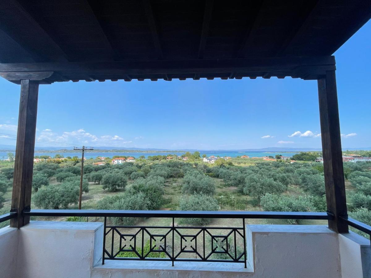 Balconaki In Apartment Vourvourou