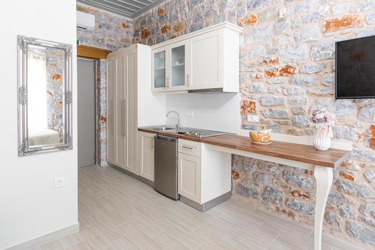 Aparthotel Elaianthos 2 *