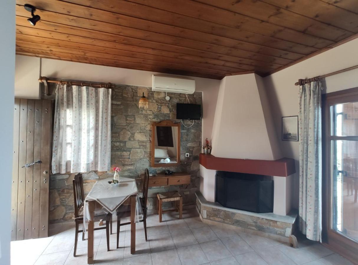 Maistros Guest house Damouchari