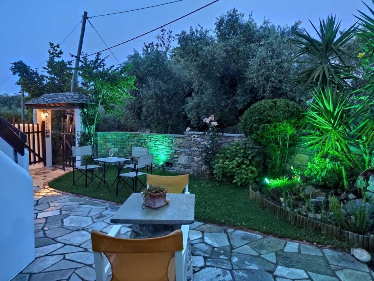 Maistros Guest house *