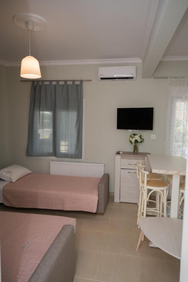 Zoe Seaview By Rentalspro - Halkidiki Apartment Nea Moudania