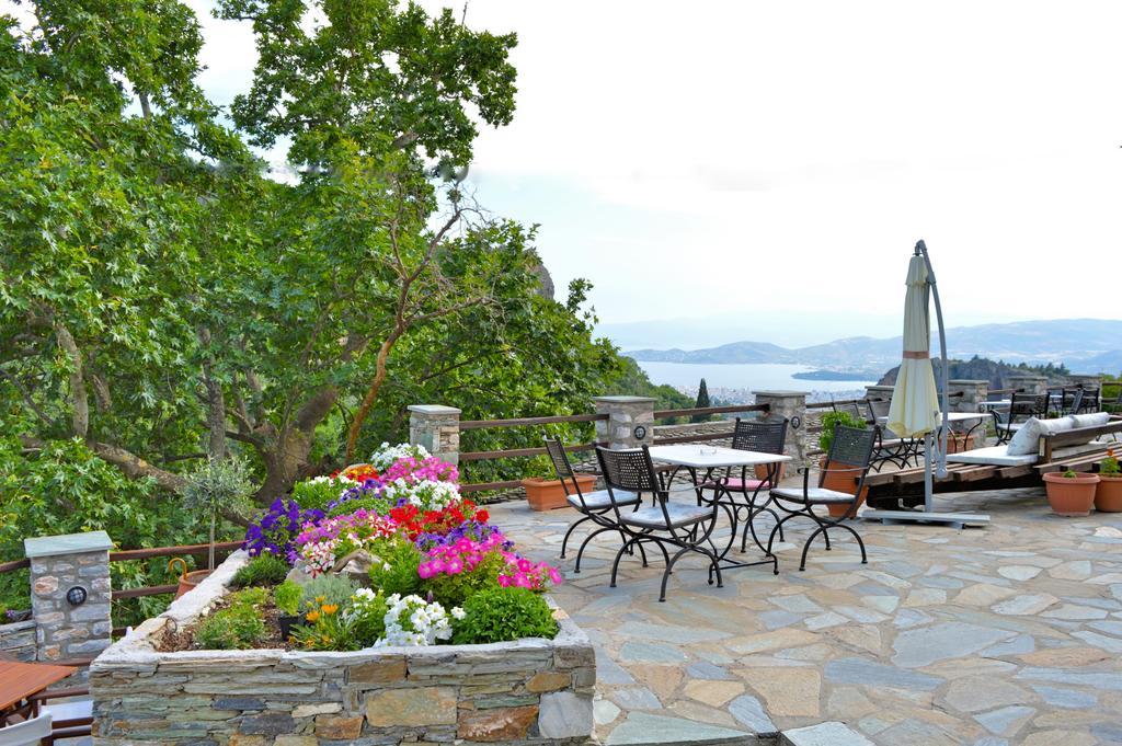 Archontiko Argyro 4* Makrinitsa