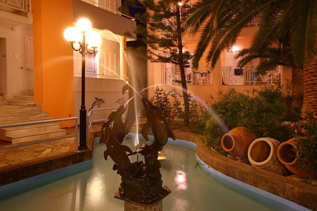 Dolphin Skopelos Town