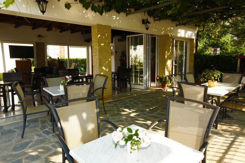 Antigone Aparthotel 2*