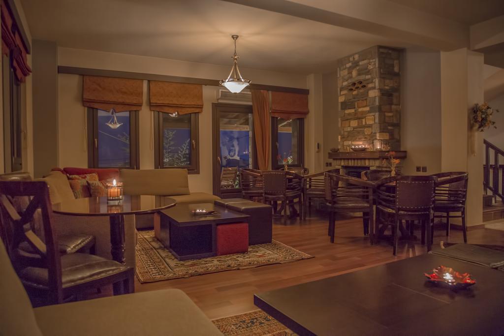 Pandion Luxury Boutique Hotel & Suites With Spa Hotel *